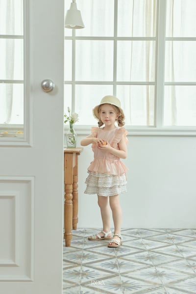 ROA19｜(6m-18m) 2色雕花荷葉袖綁帶背心16