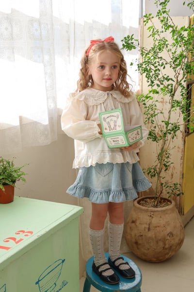 FLO31｜(75-140) 2色荷葉蕾絲翻領襯衫17