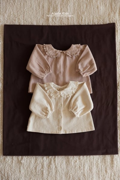 ALADIN17｜(75cm-114cm) 蕾絲領襯衫1