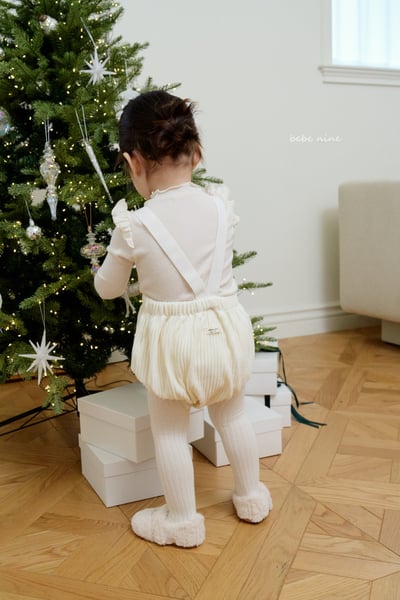 bebe nine51 (55cm-85cm) 2色壓紋吊帶包屁褲2