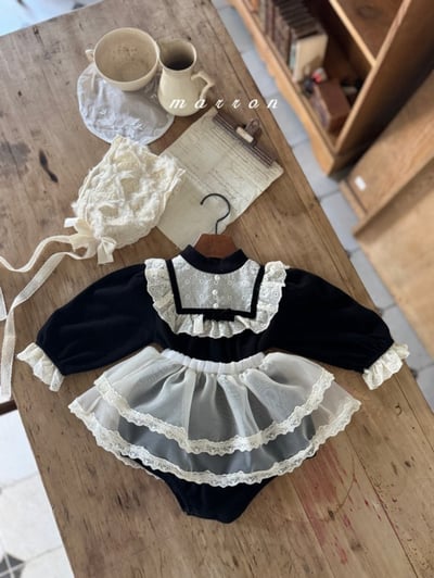 Marron 38｜(3m-18m) 法式蕾絲領縮口袖包屁衣6