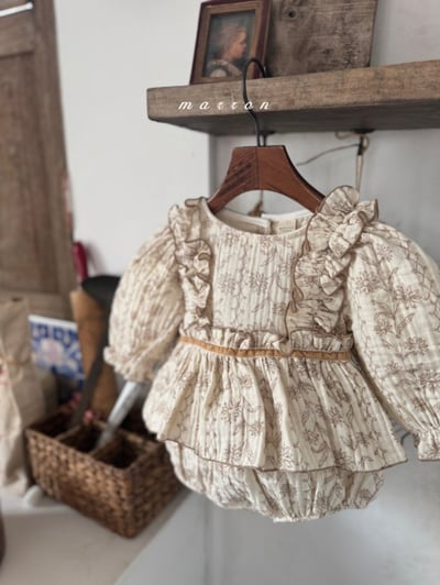 Marron 42｜(3m-18m) 法式花邊墨花包屁衣4