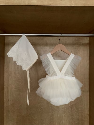 JE53｜(66-90cm) 繡花薄紗吊帶包屁衣9