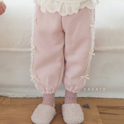 neneru17｜(70cm-125cm) 2色蕾絲蝴蝶邊結縮口褲3