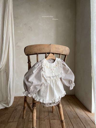 Anne Shirley04｜(3m-22m) 1色刺繡方領包屁衣15