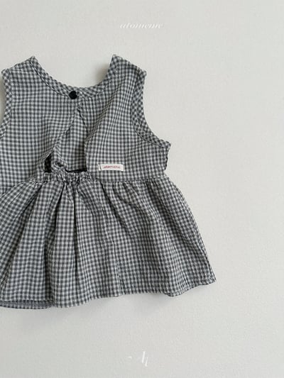 Atomeme32｜(70-110) 格紋設計傘狀上衣3