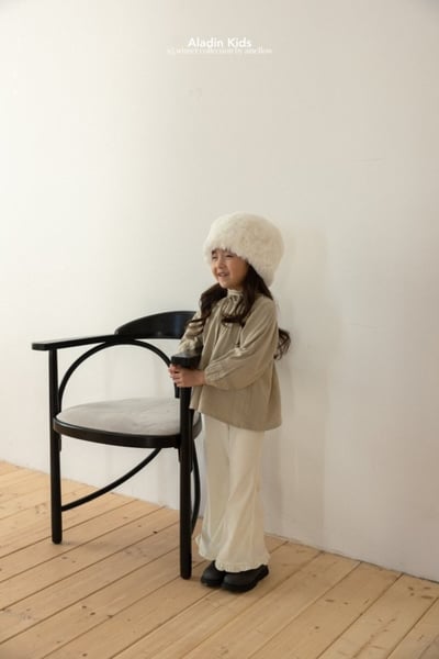 ALADIN02｜(75cm-114cm) 絲絨荷葉邊喇叭褲18