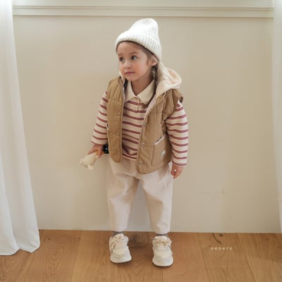 neneru35｜(85cm-125cm) 1色絎縫口袋連帽背心3