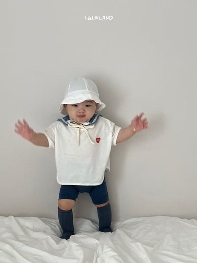 lala land08｜(3m-18m) 4色經典LOGO愛心上衣15