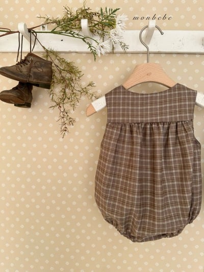 MONBEBE34｜(3m-24m) 排釦格紋吊帶包屁褲6