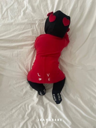 JEAYA10｜(70cm-110cm) 2色小兔印花休閒上衣+拼色內搭褲(複製)24