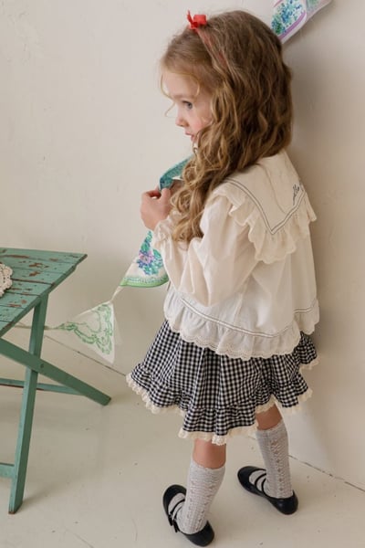 FLO31｜(75-140) 2色荷葉蕾絲翻領襯衫14