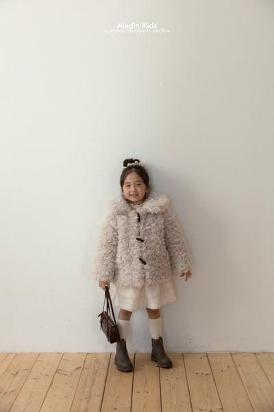 ALADIN09｜(75cm-114cm) 毛茸茸牛角扣外套11