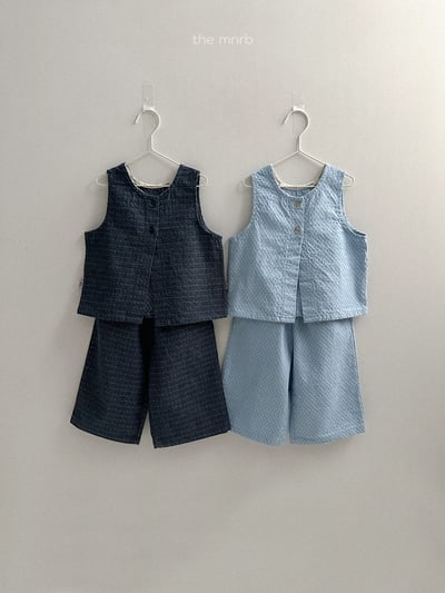 MiniRobe07｜(70-110) 壓紋開岔背心3