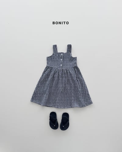 Bonito03｜(75cm-125cm) 2色田園格子吊帶洋裝5