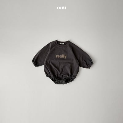 onu 05｜(6m-12m) 簡約英字包屁衣8