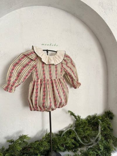 MONBEBE30｜(3m-24m) 聖誕花卉荷葉領包屁衣7