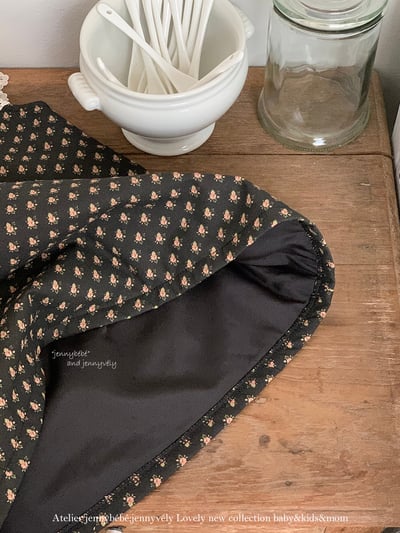 JE 647｜(80-110cm)  碎花蕾絲拼接洋裝3