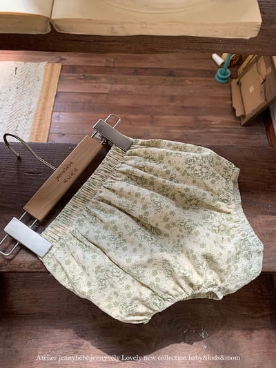 JE584｜(73-100cm) 復古碎花燈芯絨套裝4