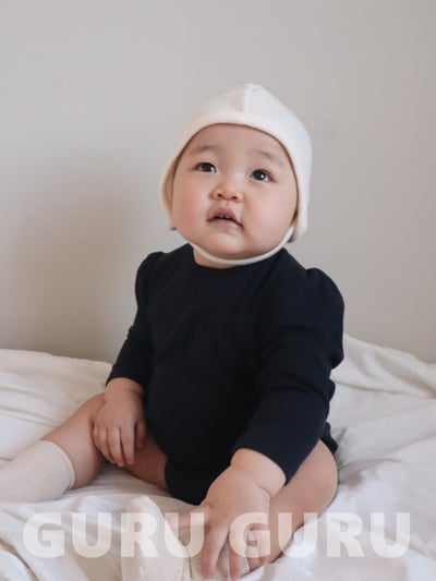 GURU GURU01｜(6m-24m) 2色素面棉質包屁衣13