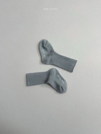 MiniRobe01｜(free) 日常中筒長襪三雙組6