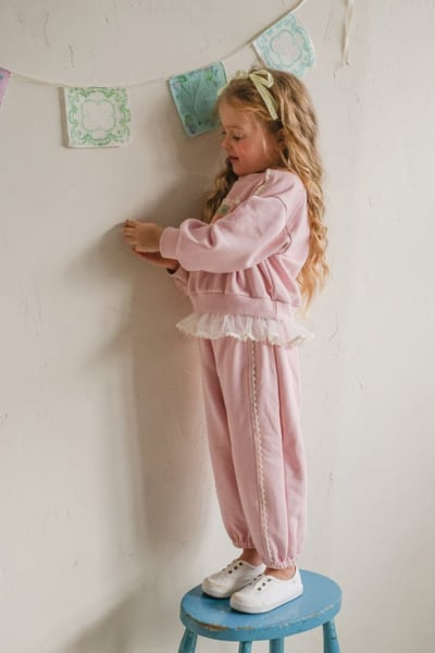 FLO13｜(75-140) 2色蕾絲滾邊休閒縮口褲7