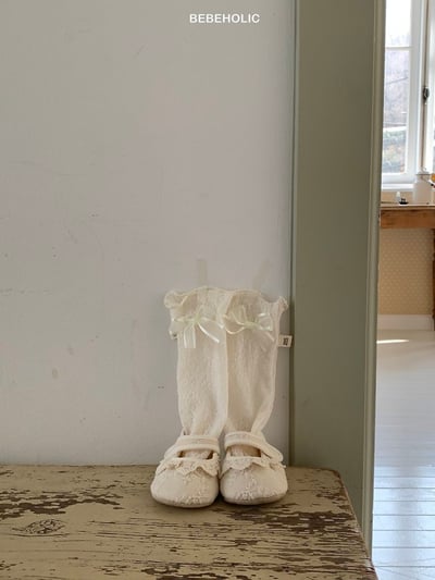 Bebe holic57｜(Free) 蝴蝶結中長襪5