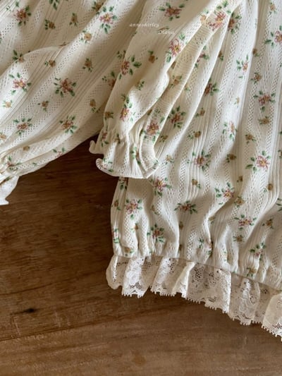 Anne Shirley23｜(3m-24m) 2色細肩碎花/波點蕾絲背心11