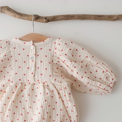 LEMONADE15｜(55cm-85cm) 2色滿滿愛心包屁衣含帽子24