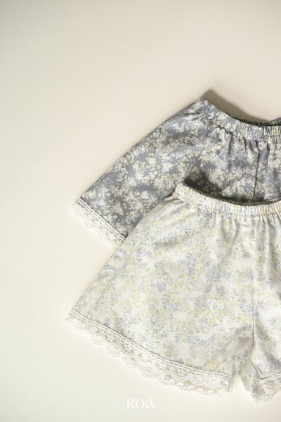 ROA10｜(6m-18m) 2色浪漫蕾絲滾邊短褲11