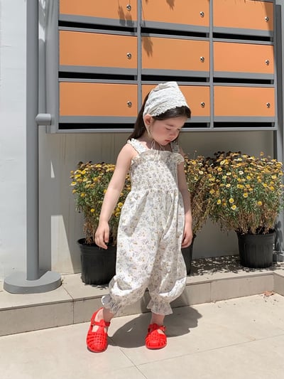 JE51｜(73-120cm) 碎花吊帶連身褲17