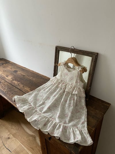 Anne Shirley04｜(1y-5y) 1色壓紋碎花綁帶洋裝14