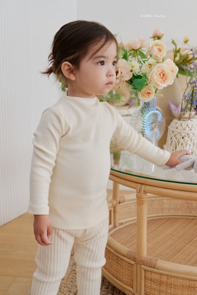 bebe nine26 (65cm-115cm) 3色磨毛立領上衣1