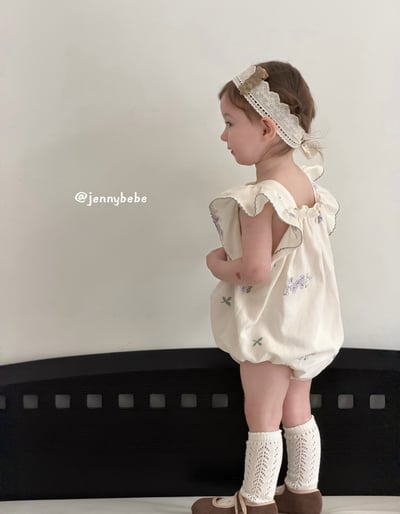 JE708｜(66-90cm) 刺繡花卉滾邊包屁衣3