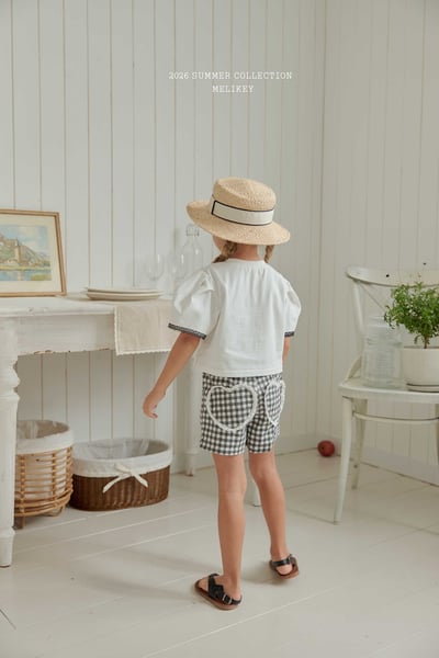 Melikey02｜(75-125cm) 蕾絲滾邊袖愛心短版上衣7