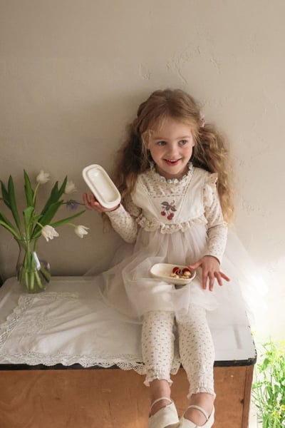 FLO16｜(75-140) 2色蕾絲滾邊薄紗洋裝17