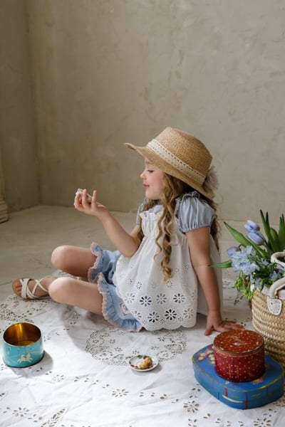 FLO10｜(75-140) 花邊鏤空細肩衣7