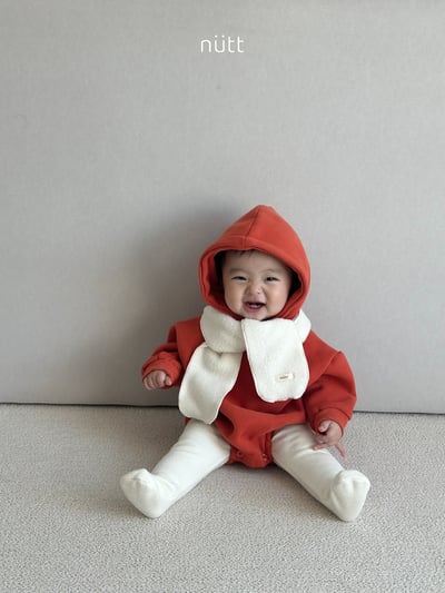 Nutt08｜(3m-16m) 簡約連帽包屁衣含圍巾3
