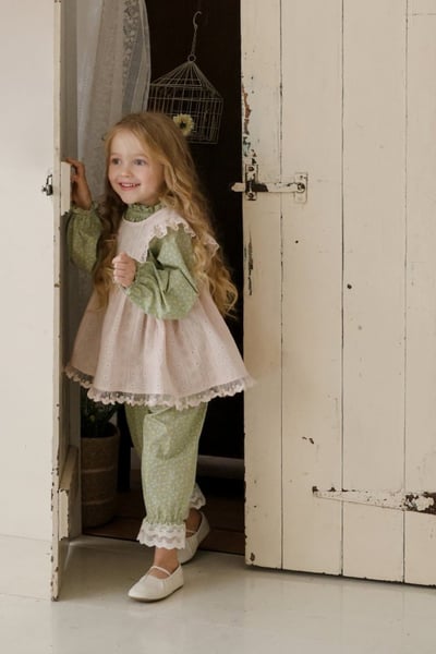 FLO24｜(75-140) 2色田園碎花娃娃袖上衣17