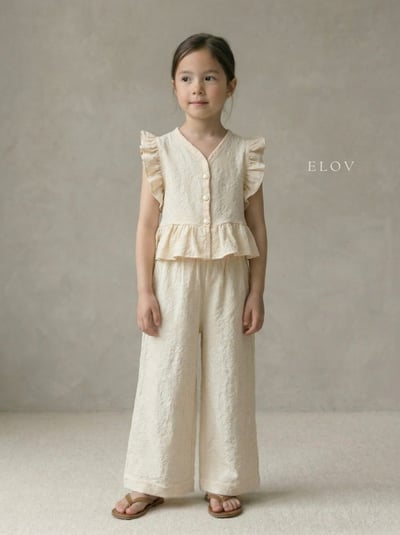 Mon petit11｜(73-118cm) 2色壓紋荷葉袖套裝13