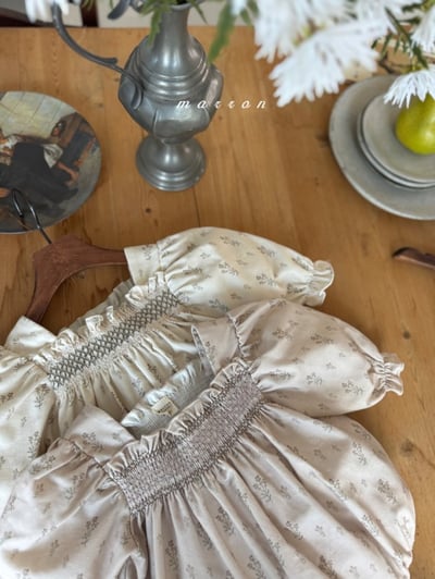 Marron 47｜(3m-18m) 抓週方領碎花包屁衣11