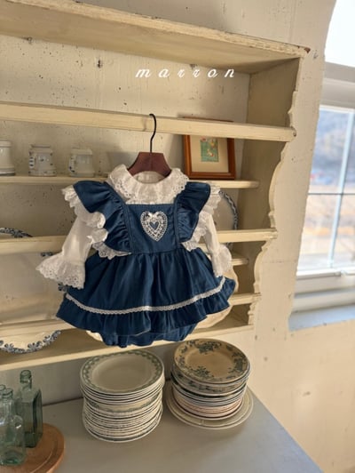 Marron33｜(3m-18m) 愛心刺繡蕾絲花邊包屁衣7