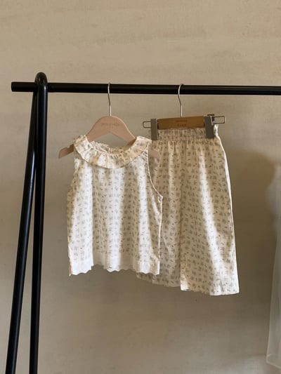 JE44｜(73-120cm) 碎花荷葉背心長褲套裝20