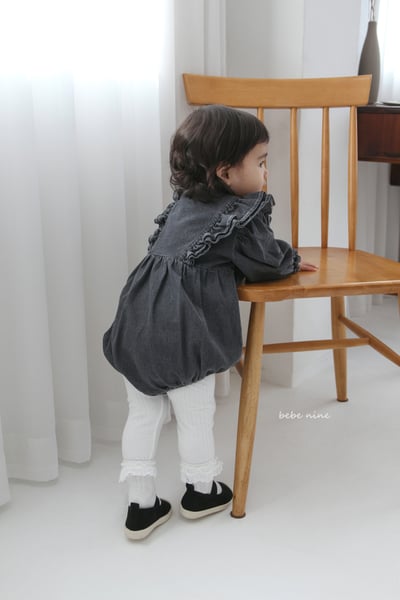 bebe nine04 (65-90) 2色牛仔荷葉袖包屁衣12