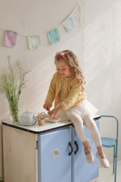 FLO28｜(75-140) 4色蕾絲內搭緊身褲9