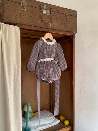 JE618｜(73cm-100cm) 格紋蕾絲綁帶包屁衣7