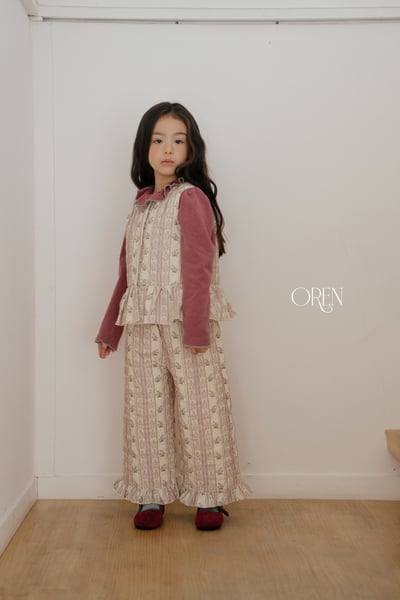 OREN36｜(85-120cm) 復古碎花荷葉邊鋪棉套裝11