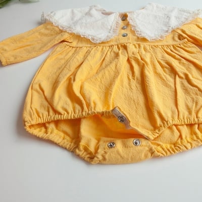 LEMONADE43｜(55cm-85cm) 3色蕾絲花邊翻領包屁衣含帽子16