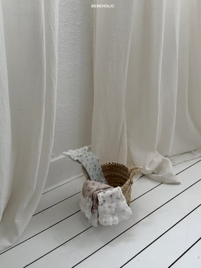 Bebe holic12｜(3m-18m) 玫瑰碎花蕾絲無根襪5