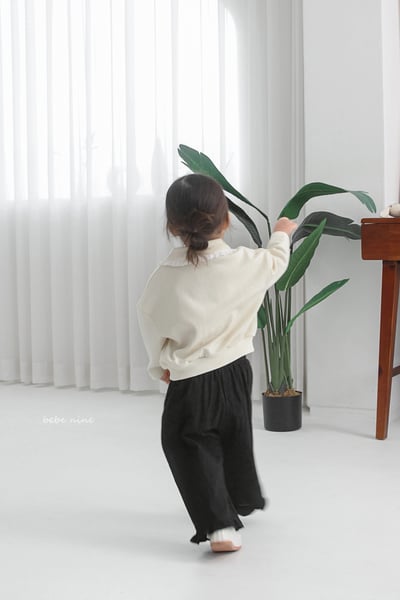 bebe nine35  (65-115) 3色蕾絲荷葉有領上衣17